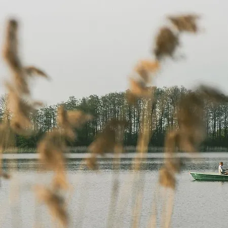 Schloss & Gut 4*