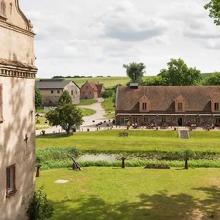 Schloss & Gut