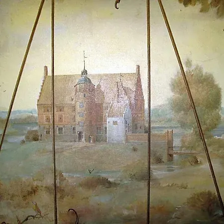 Schloss & Gut Szálloda 4*