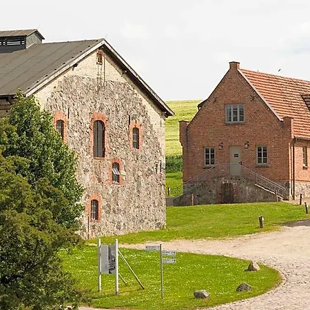 Schloss & Gut Szálloda