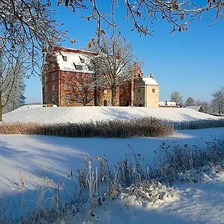 Schloss & Gut Szálloda Ulrichshusen