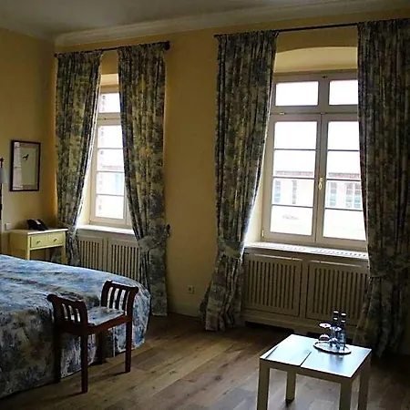 Schloss & Gut Ulrichshusen