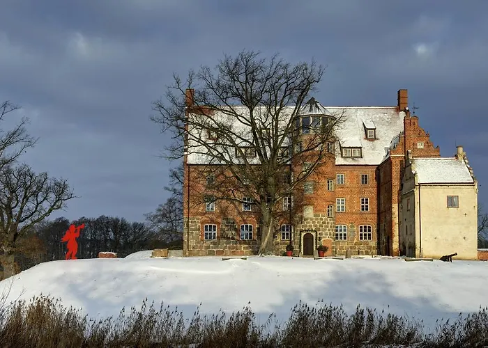 Schloss & Gut Hotel 4*