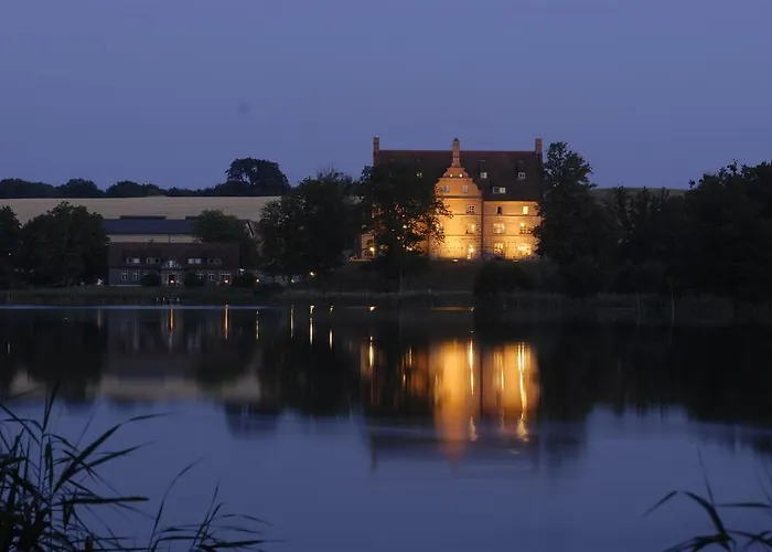 Schloss & Gut 4* Ulrichshusen